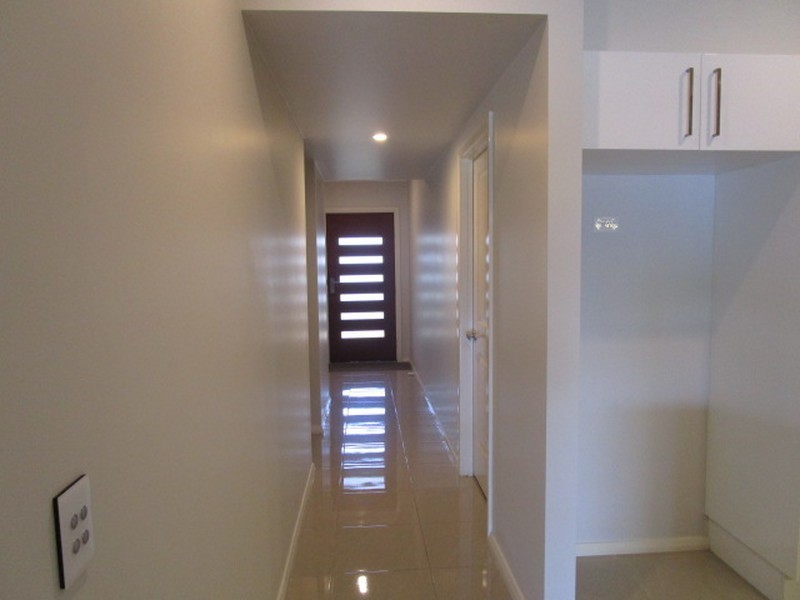 33 Faverolle Drive, Spring Farm NSW 2570