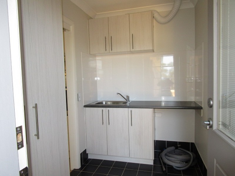 33 Faverolle Drive, Spring Farm NSW 2570