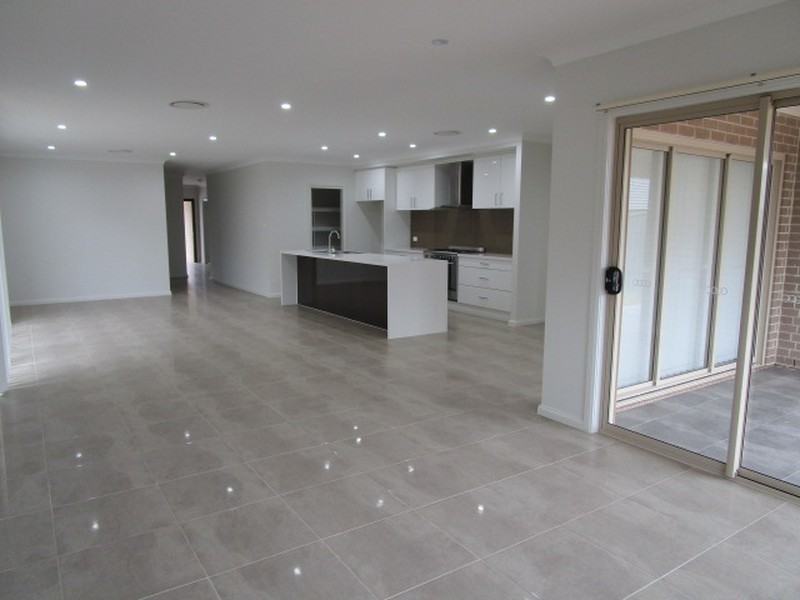 9 Penstock Street, Denham Court NSW 2565