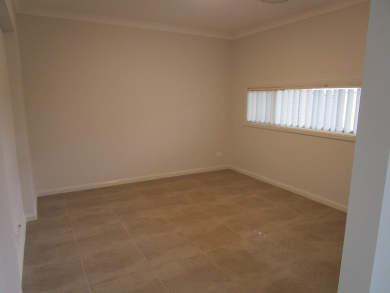 9 Penstock Street, Denham Court NSW 2565