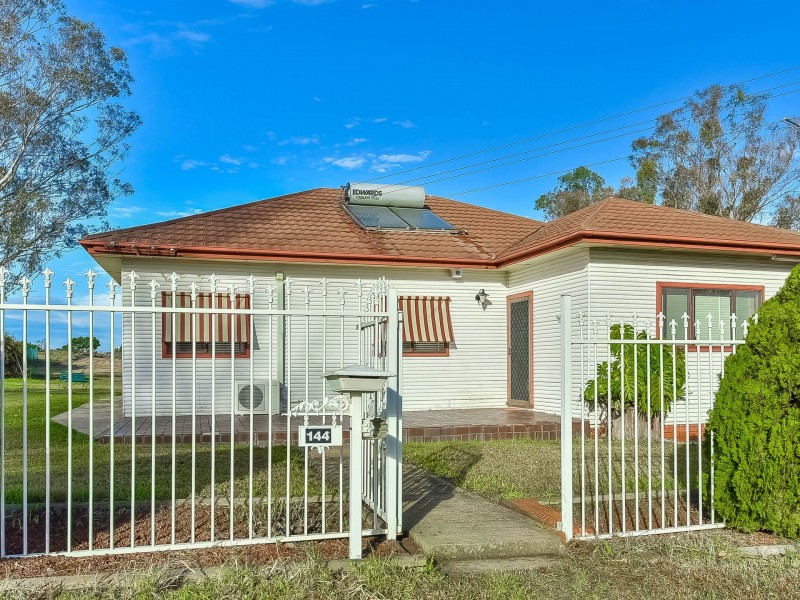 144 Tenth Avenue, Austral NSW 2179
