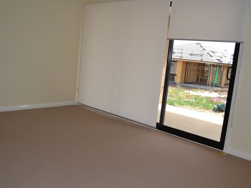 16 Larkham Street, Oran Park NSW 2570