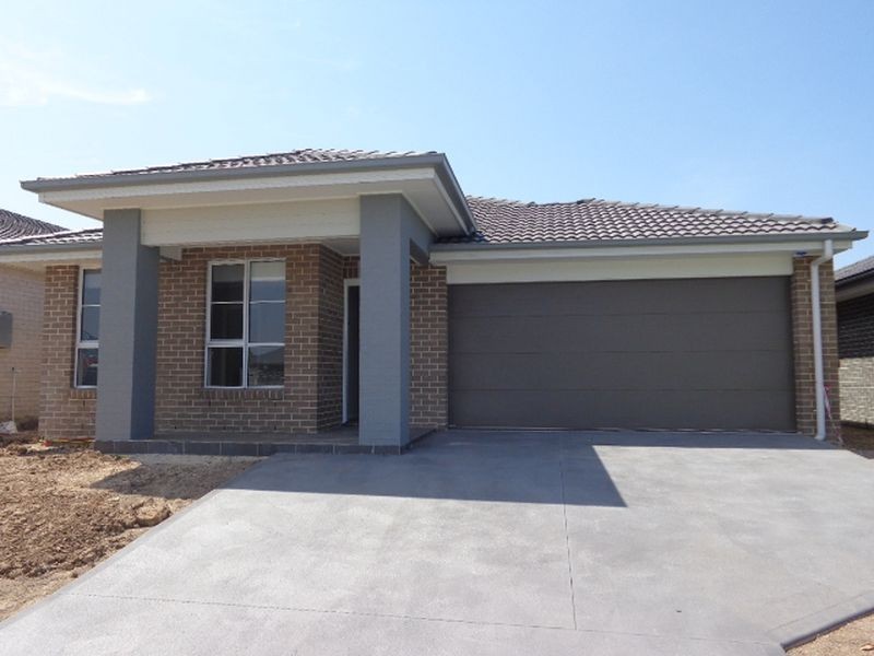 29 Venturer Parade, Leppington NSW 2179
