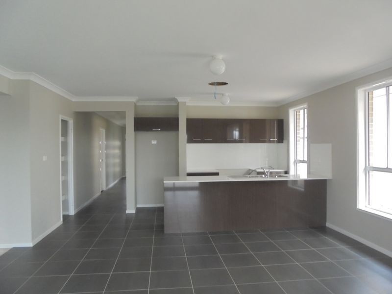 29 Venturer Parade, Leppington NSW 2179