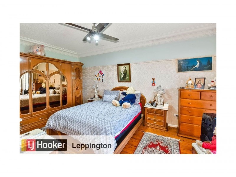 715 Fifteenth Avenue, Kemps Creek NSW 2178