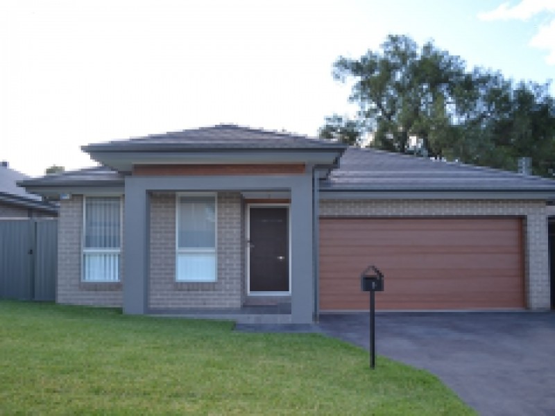 3 Corven Avenue, Elderslie NSW 2570