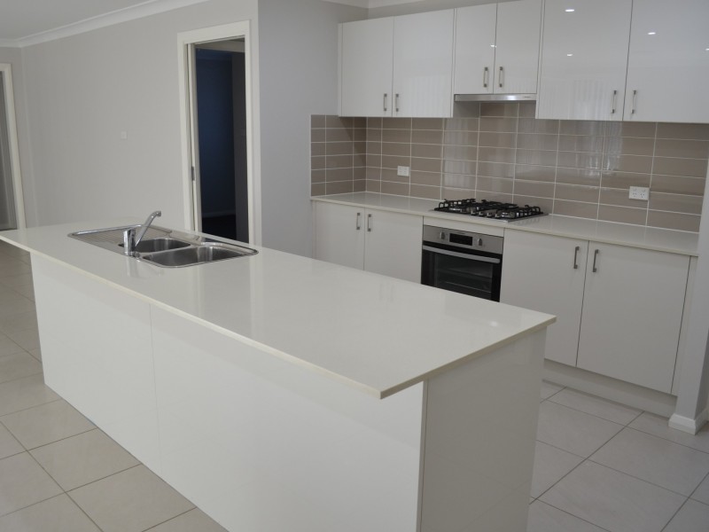 3 Corven Avenue, Elderslie NSW 2570
