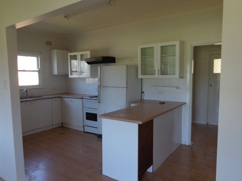 27 Findley Road, Bringelly NSW 2556