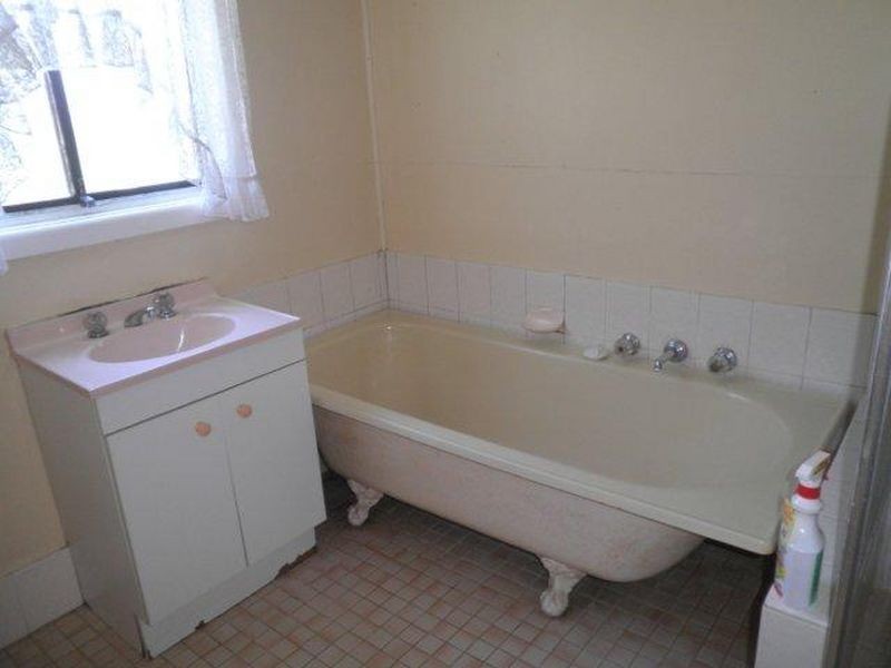 36 Ingleburn Road, Leppington NSW 2179