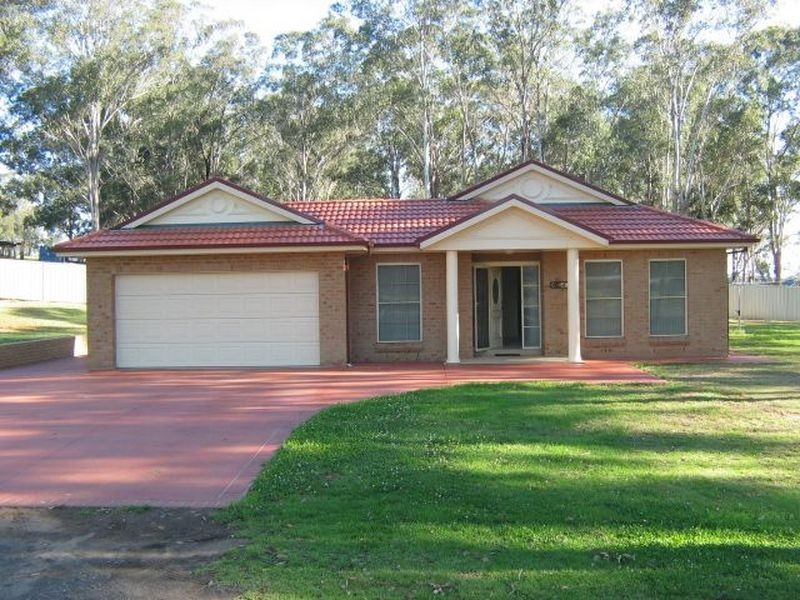 70 Eighth Avenue, Austral NSW 2179
