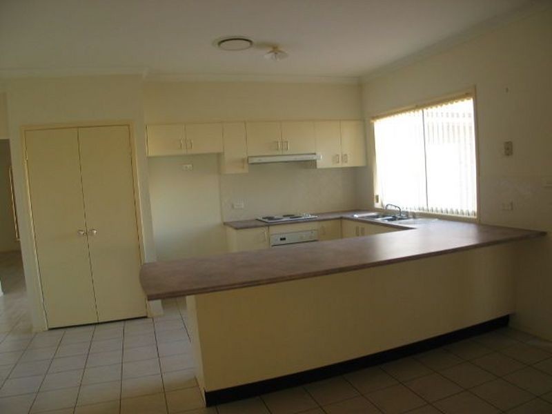 70 Eighth Avenue, Austral NSW 2179