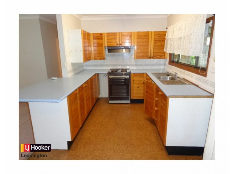 7 Dwyer Road, Bringelly NSW 2556