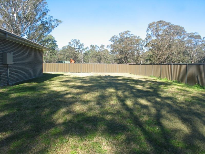 50 Rossmore Avenue East, Rossmore NSW 2557