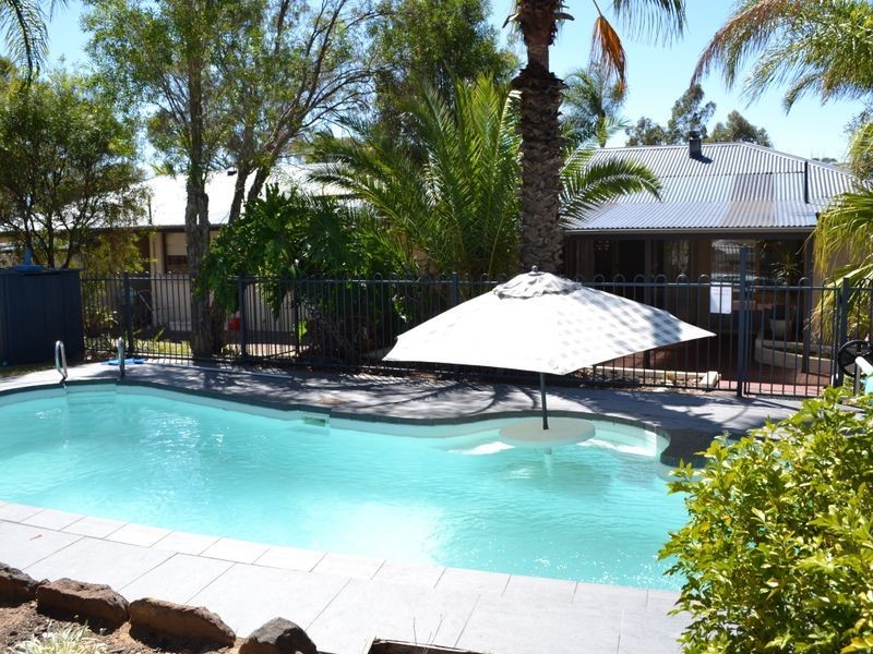 5 North Avenue, Rossmore NSW 2557