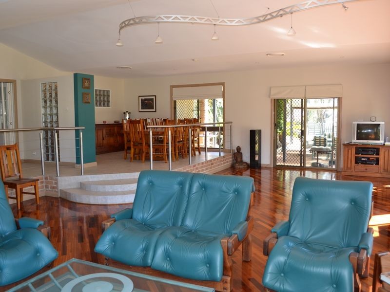 5 North Avenue, Rossmore NSW 2557