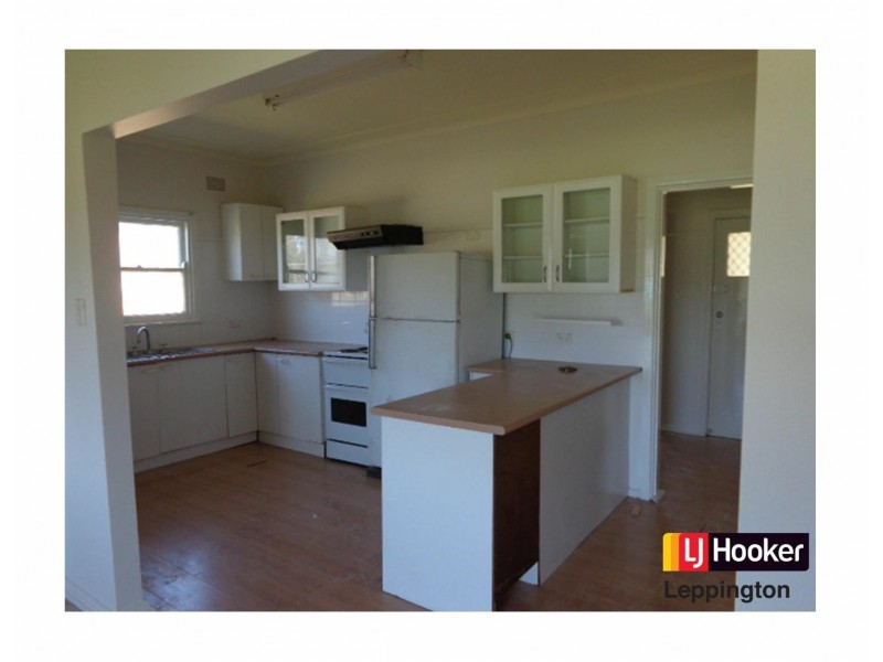 27 Findley Road, Bringelly NSW 2556
