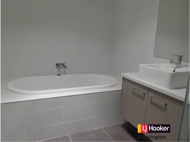 62 Navigator Street, Leppington NSW 2179