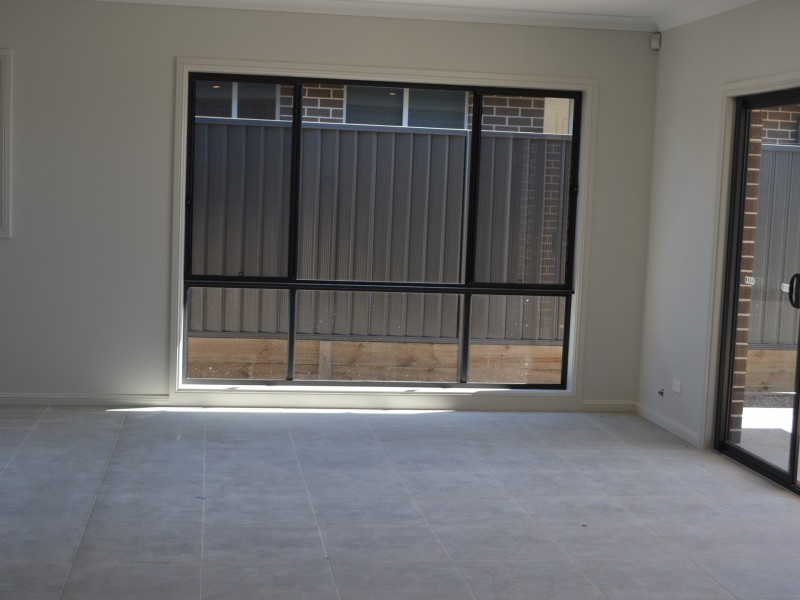 17 Milton Circuit, Oran Park NSW 2570