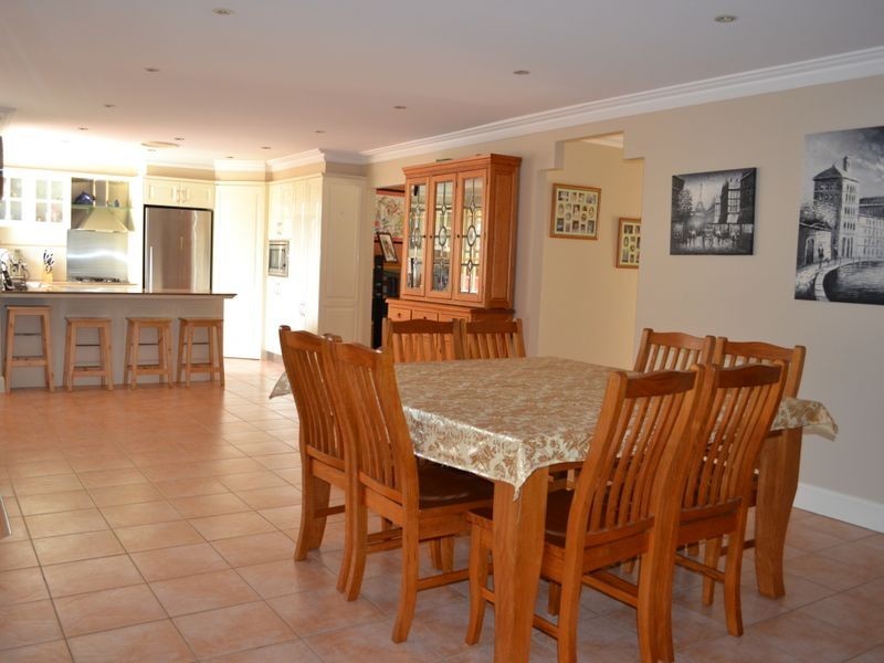 4 Swift Place, Wetherill Park NSW 2164