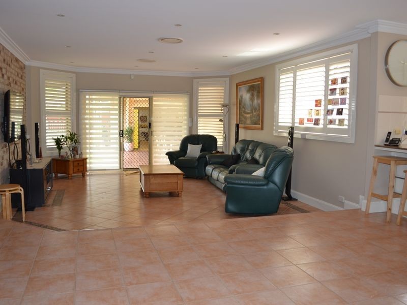 4 Swift Place, Wetherill Park NSW 2164