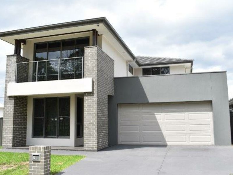 37 Grantham Crescent, Denham Court NSW 2565