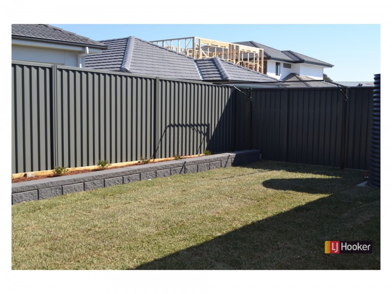 13 Glycine Street, Denham Court NSW 2565