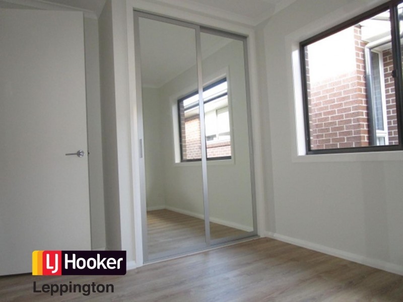 13 Glycine Street, Denham Court NSW 2565