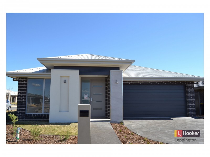 1 Antico Way, Oran Park NSW 2570
