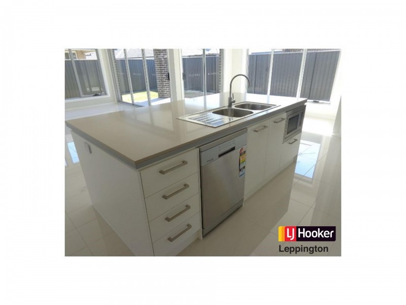 1 Antico Way, Oran Park NSW 2570