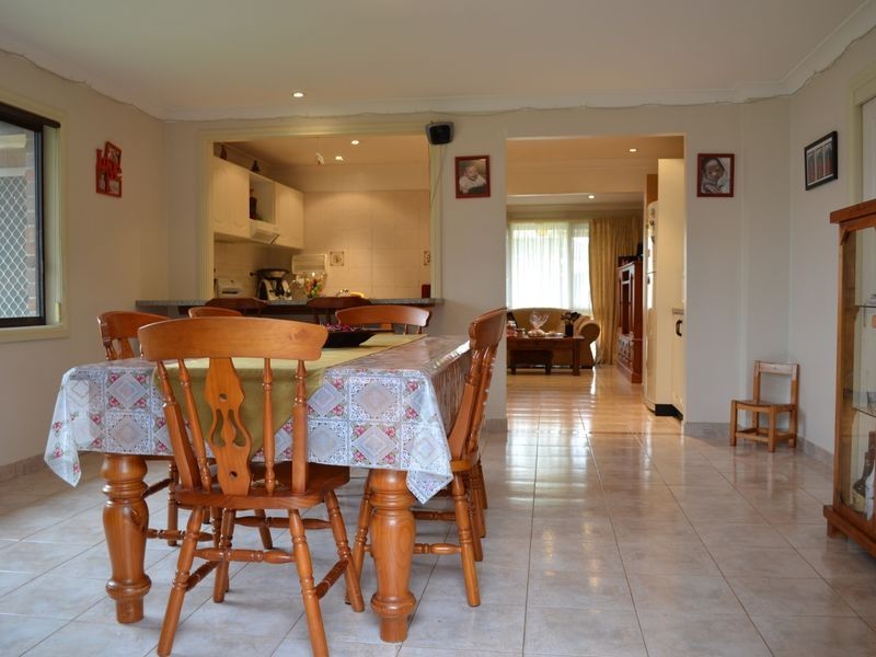 14 Shelley Place, Wetherill Park NSW 2164