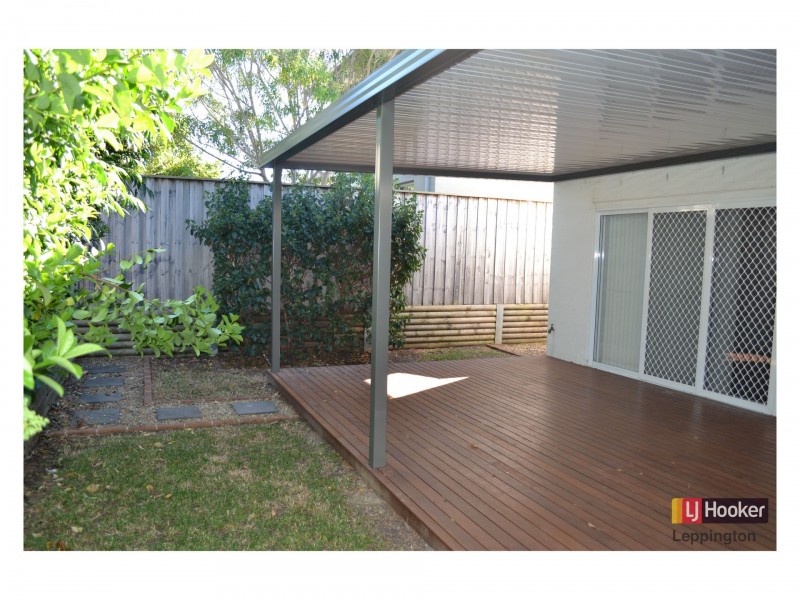 24 Stanley Avenue, Middleton Grange NSW 2171