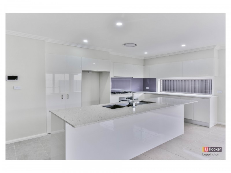 37 Goodluck Circuit, Cobbitty NSW 2570