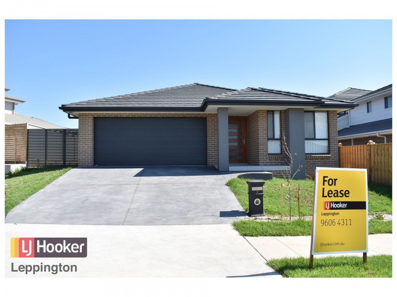 7 Cray Street, Oran Park NSW 2570