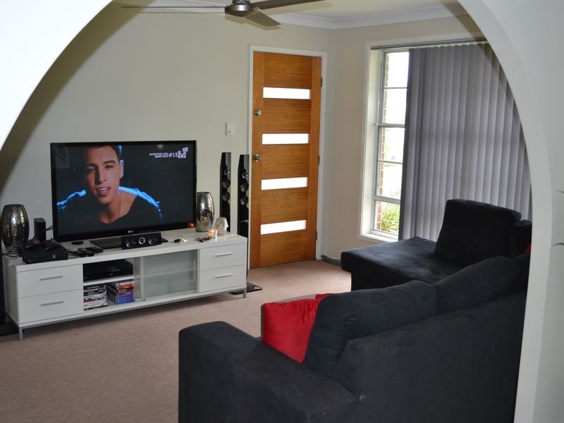 40 Semillon Crescent, Eschol Park NSW 2558