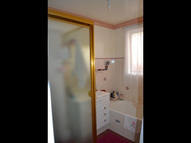 33 Oliveri Crescent, Green Valley NSW 2168