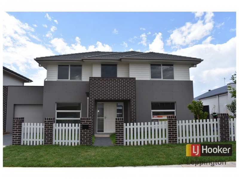 7 Riceflower Drive, Denham Court NSW 2565