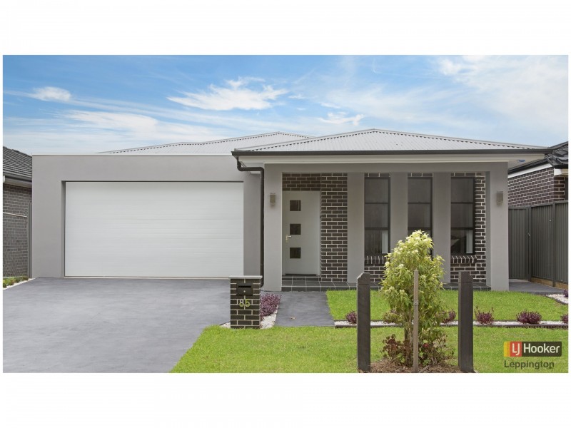 85 Sawsedge Avenue, Denham Court NSW 2565