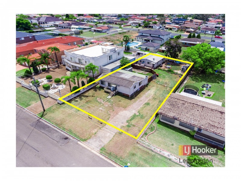 13 Charles Street, Smithfield NSW 2164