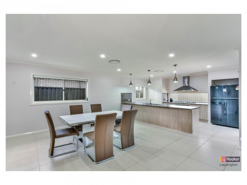 17 Grantham Crescent, Leppington NSW 2179