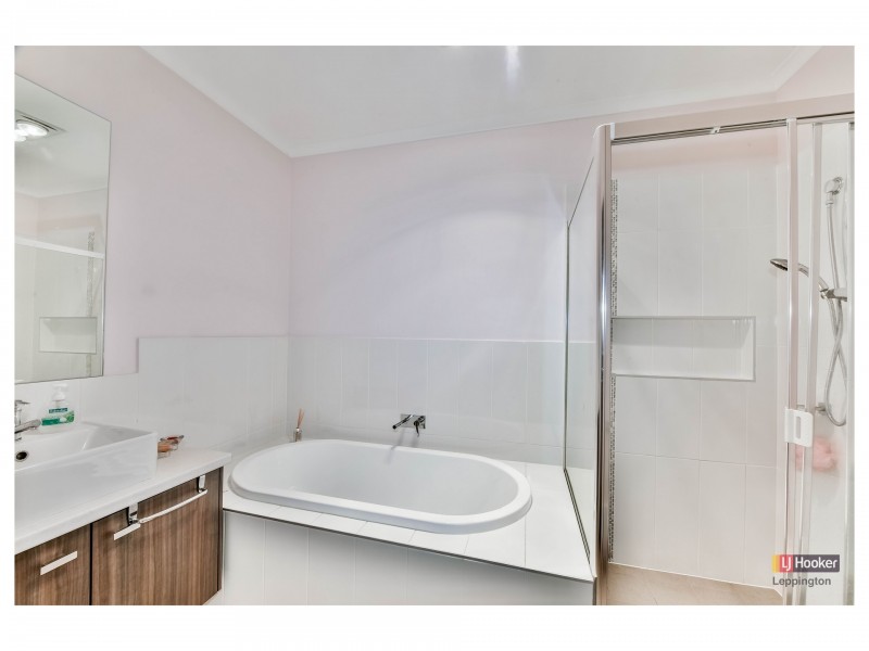 17 Grantham Crescent, Leppington NSW 2179