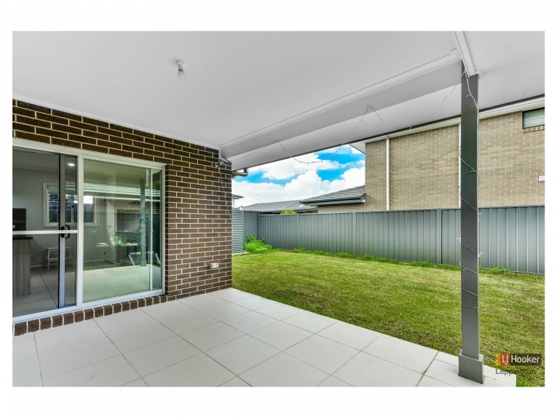 17 Grantham Crescent, Leppington NSW 2179