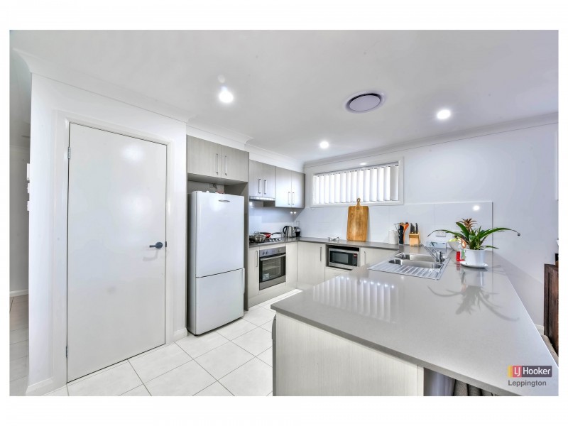 37 Fogarty Street, Gregory Hills NSW 2557