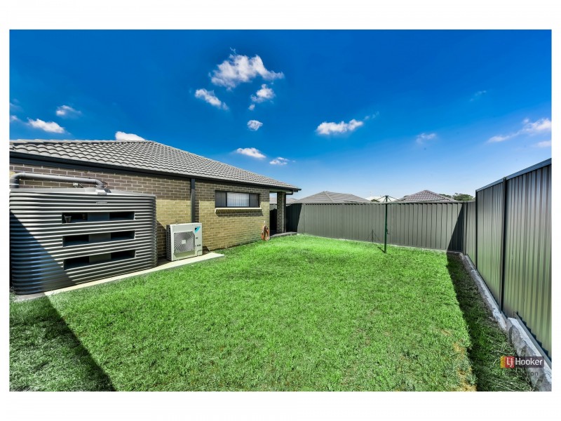 37 Fogarty Street, Gregory Hills NSW 2557