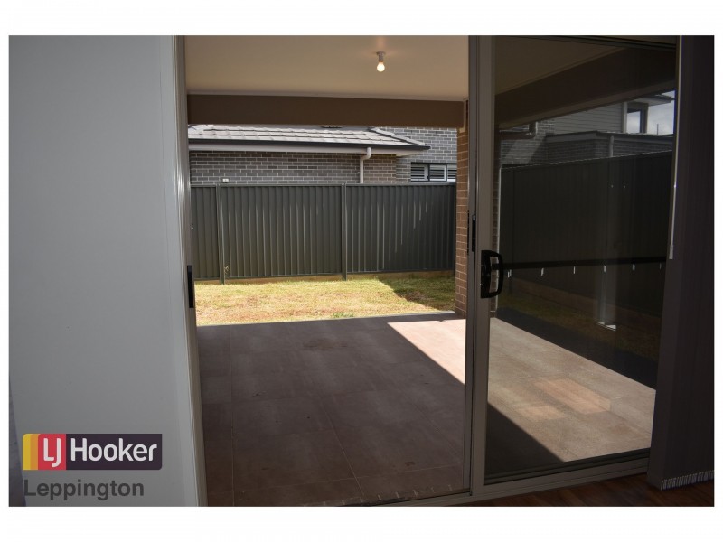 11 Jamboree Avenue, Leppington NSW 2179