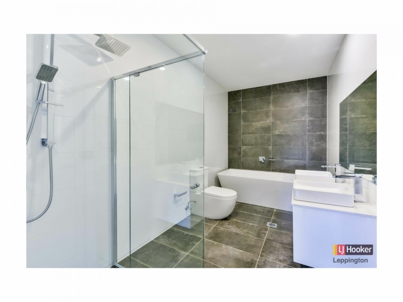 7 Storksbill Avenue, Denham Court NSW 2565