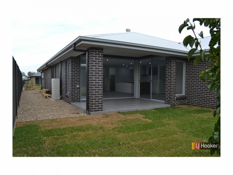 20 Karmel Street, Oran Park NSW 2570