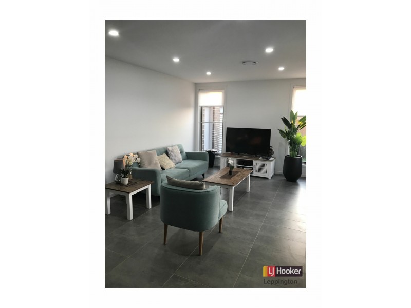 18 Indigo Crescent, Denham Court NSW 2565