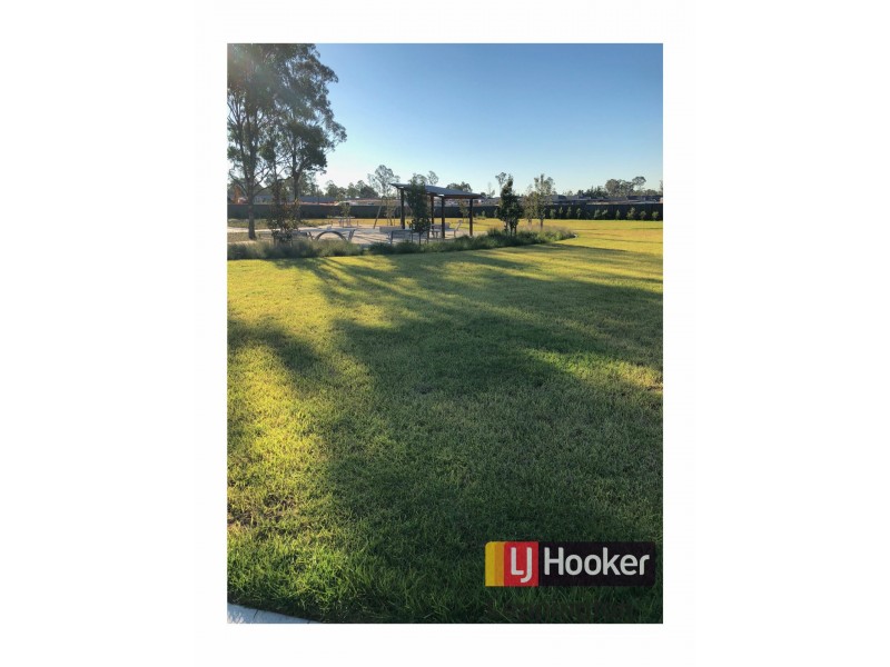 18 Indigo Crescent, Denham Court NSW 2565