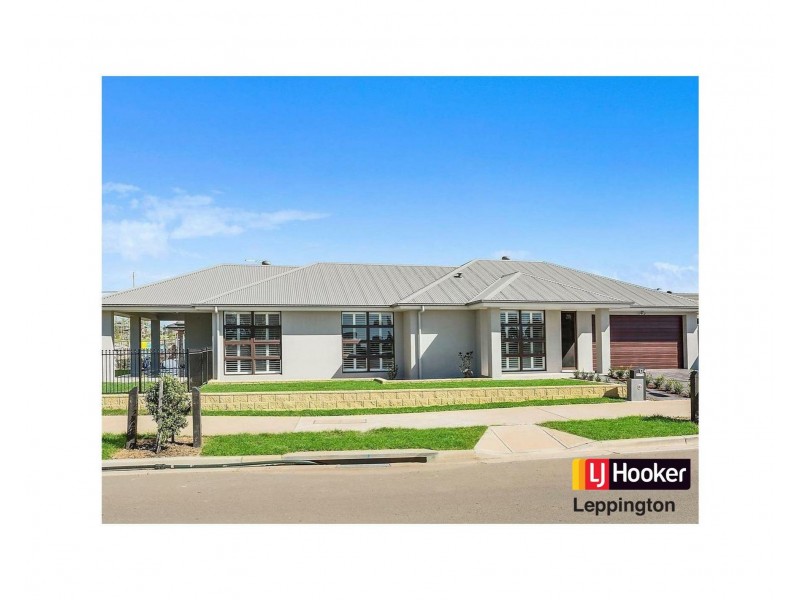 124 Willowdale Drive, Denham Court NSW 2565