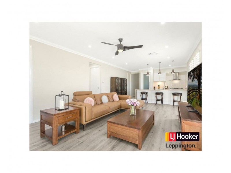 124 Willowdale Drive, Denham Court NSW 2565